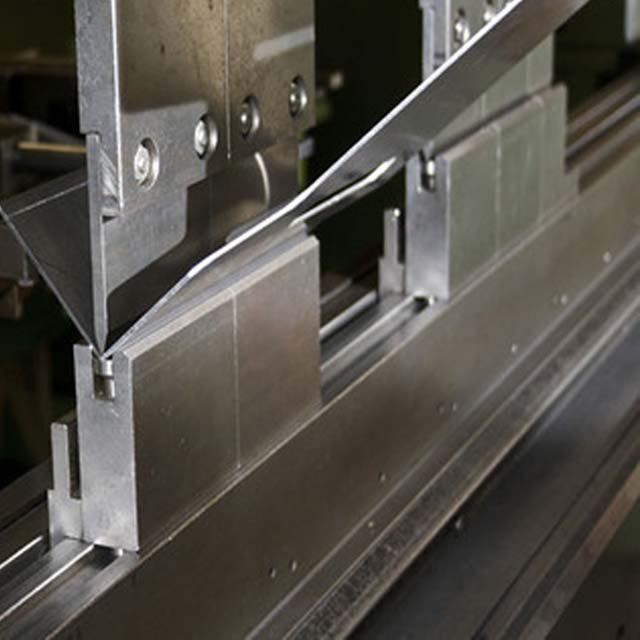 CNC press brake.jpg